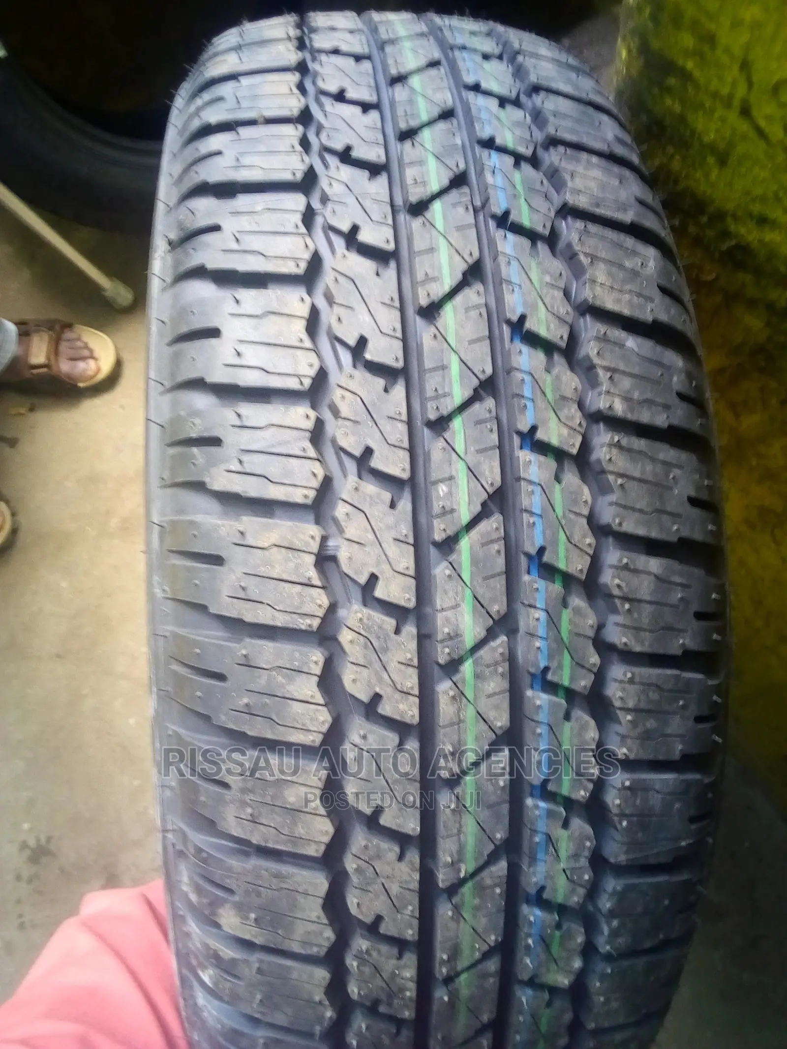 265/65 R 17 Bridge Stone Made in South Africa