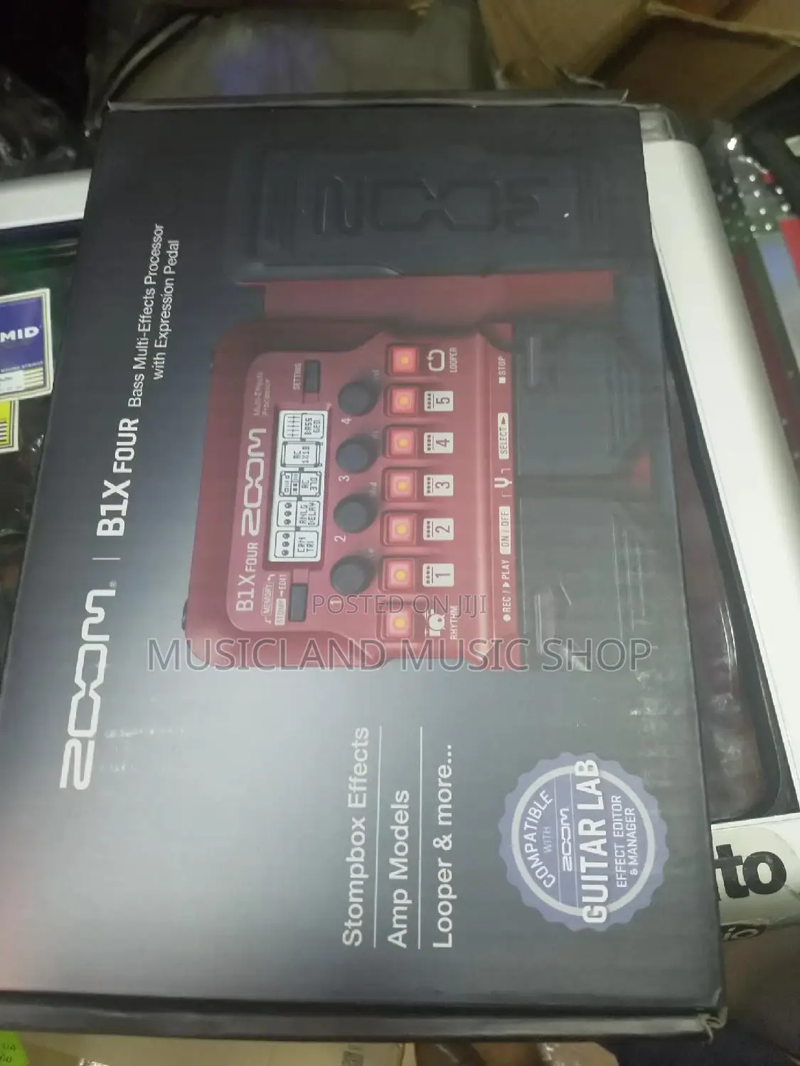 Zoom B1X FOUR Bass Guitar Effect