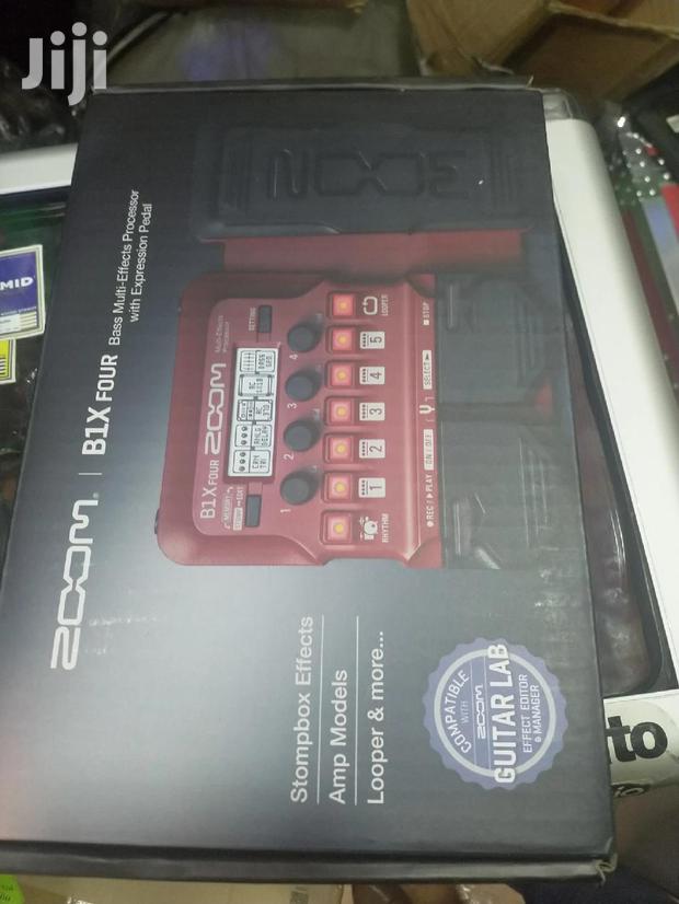 Zoom B1X FOUR Bass Guitar Effect - thumbnail 3