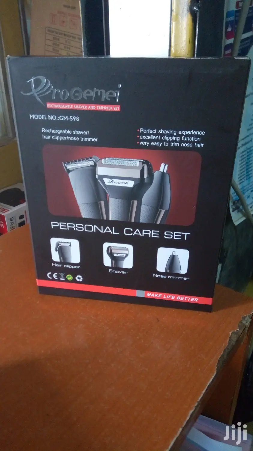 Progemei GM 598 Rechargeable Shaver
