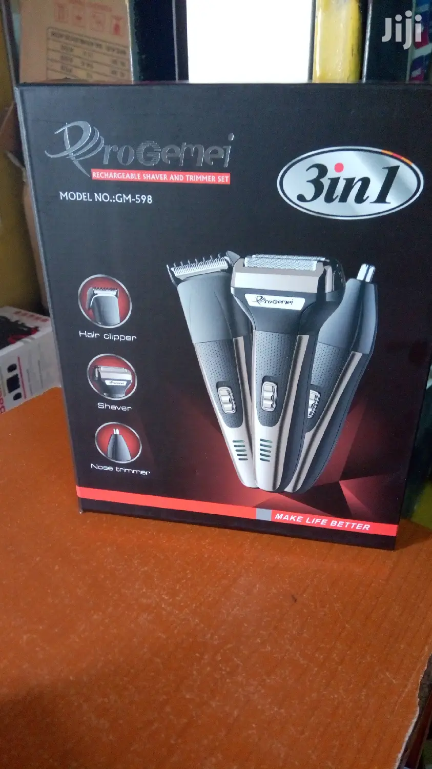 Progemei GM 598 Rechargeable Shaver
