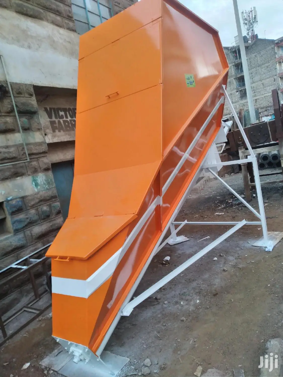 Modtec: Half Tone Horizontal Feed Mixers