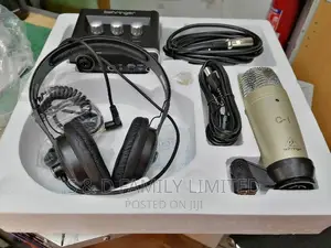 Behringer Uphoria Studio Set