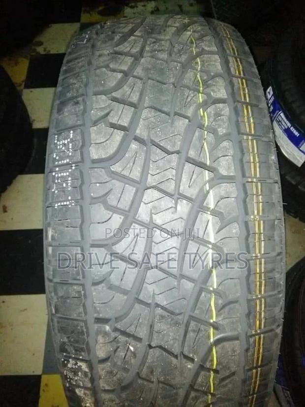 265/70 R17 Pirelli Scorpion Tyre - main view