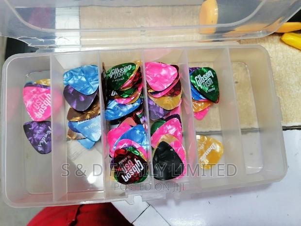 Guitar Plectrum Available - thumbnail 3