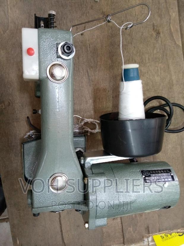 Bag Closer Machine - thumbnail 4