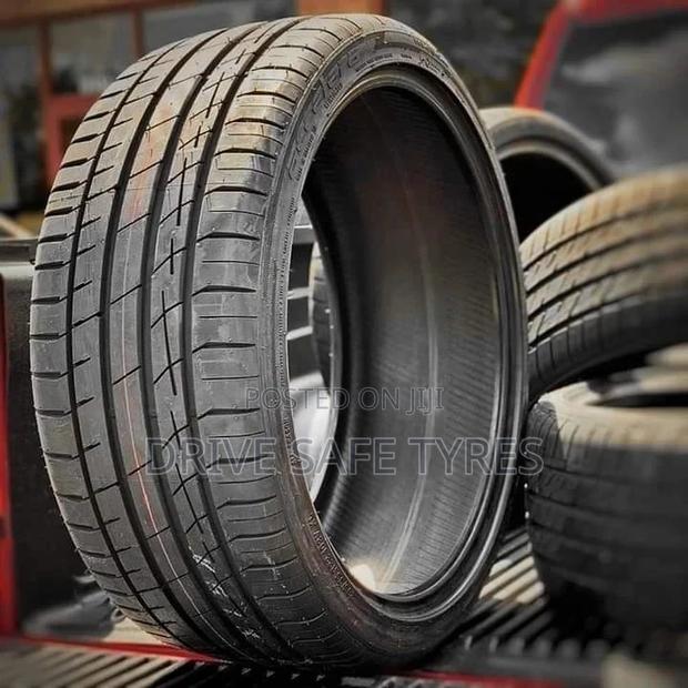 245/35 R19 Accelera Tyre - main view