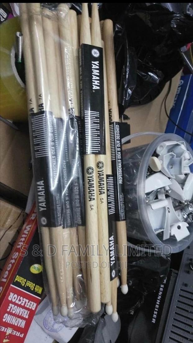 Yamaha Wooden Drum Sticks - main view