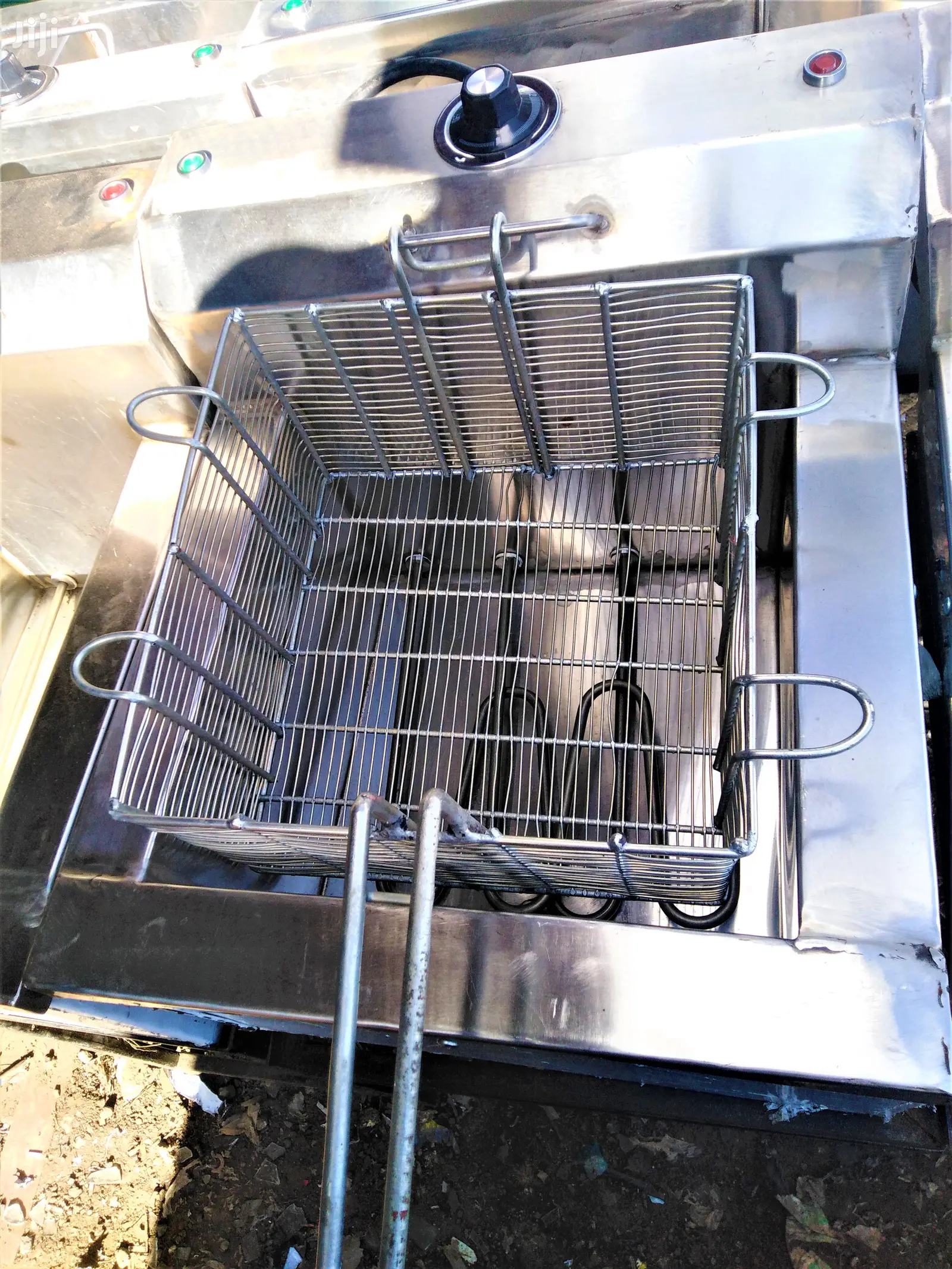 Chip's Fryer Double Size-Double Element 17L Single Fryer