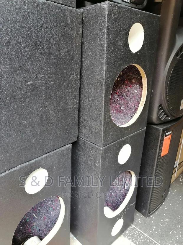 12 & 10 Inch Bass Bin Box With Two Breathers