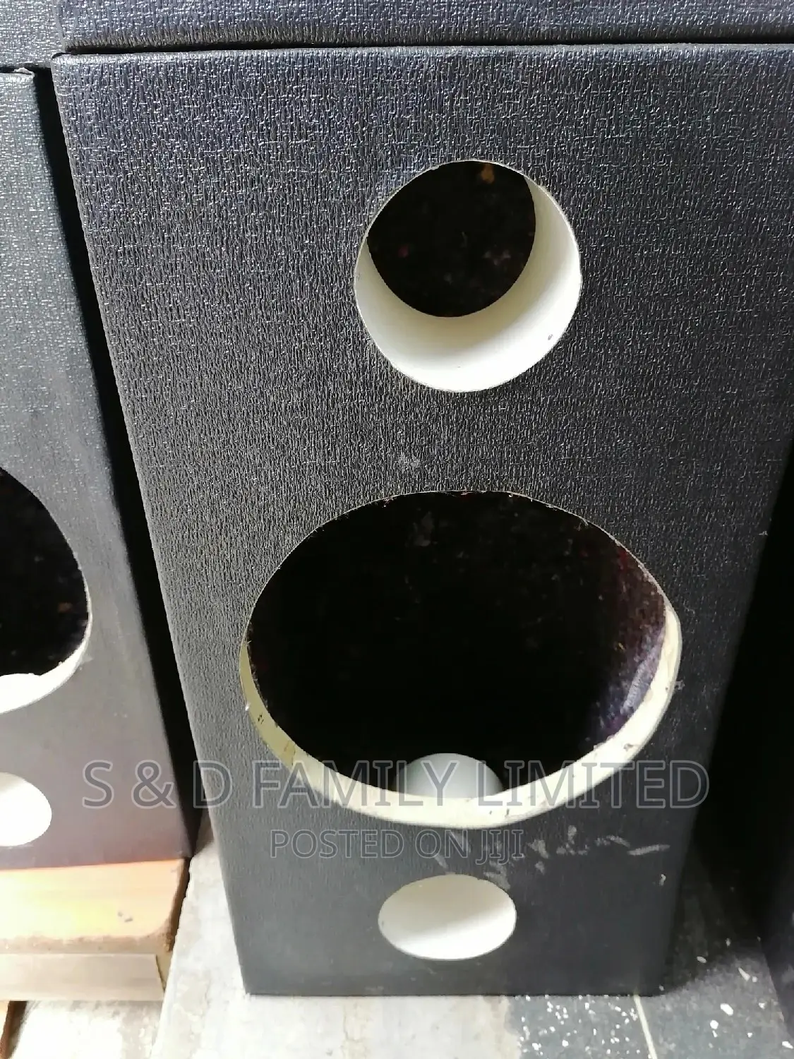 12 & 10 Inch Bass Bin Box With Two Breathers