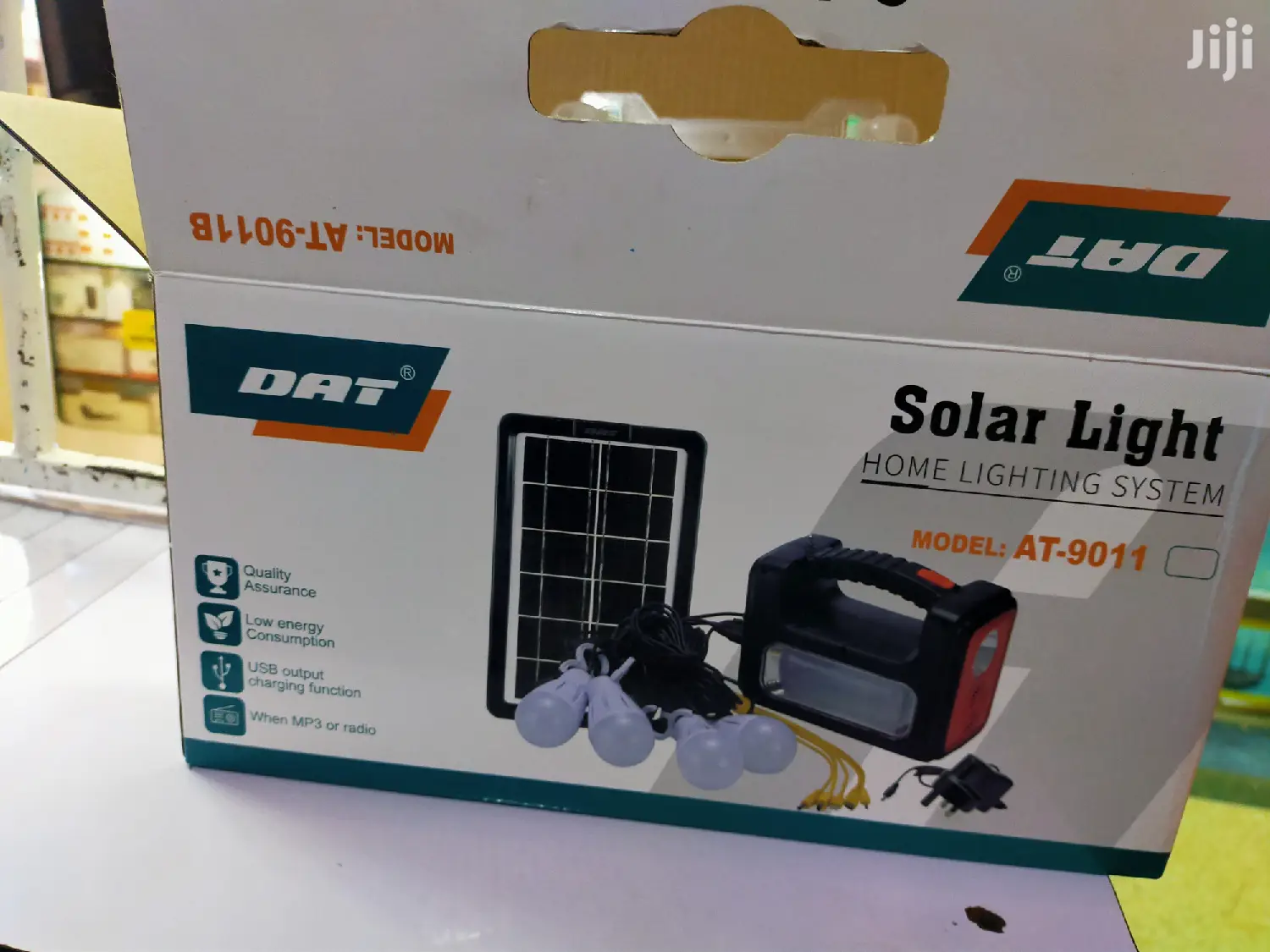 Dat at-9011 Solar Lighting Kit: FM Radio, 4 Led Bulbs, Torch