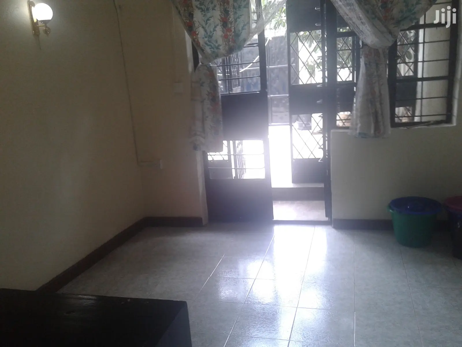 Clean Bedsitter in Kilimani for Rent