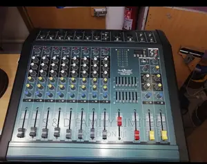 8 Channels Powered Studio Master Mixer