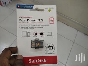 Sandisk Dual Drive M3.0 32GB - main view