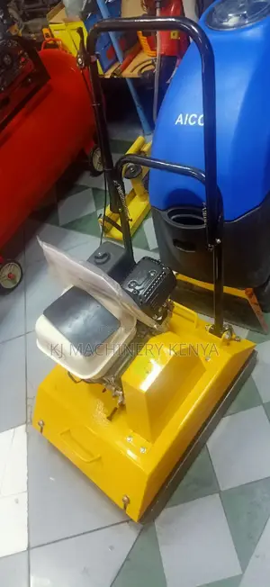 Plate Compactor, 90KG