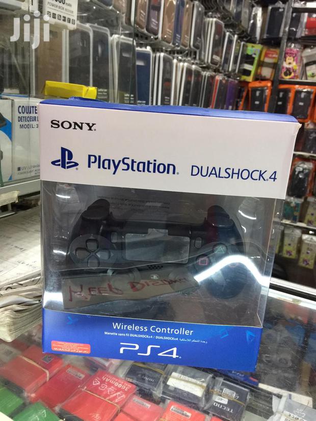 Sony Ps4 Pad - main view