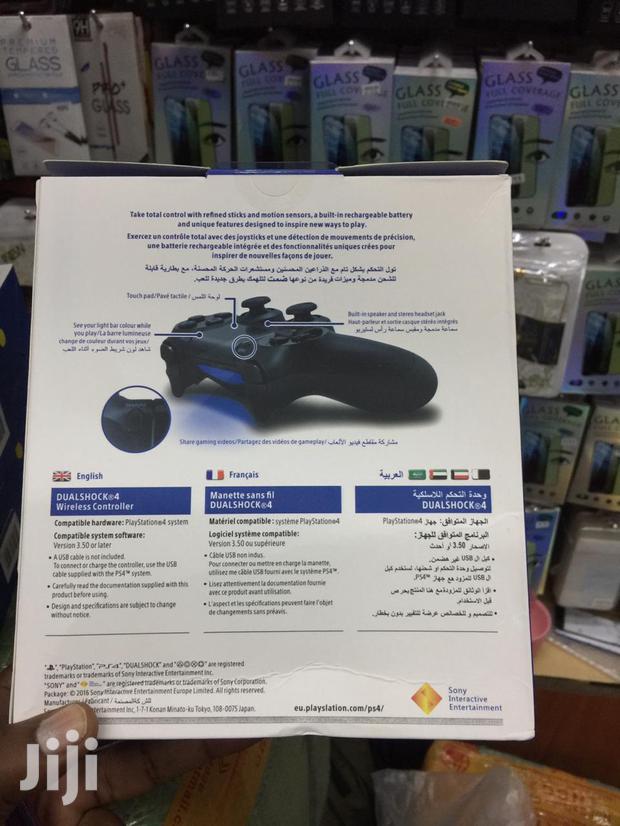 Sony Ps4 Pad - main view