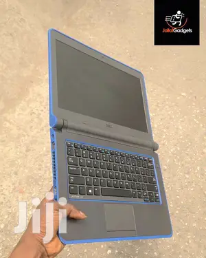 Laptop Dell Latitude 13 3340 4GB Intel Core i3 HDD 500GB