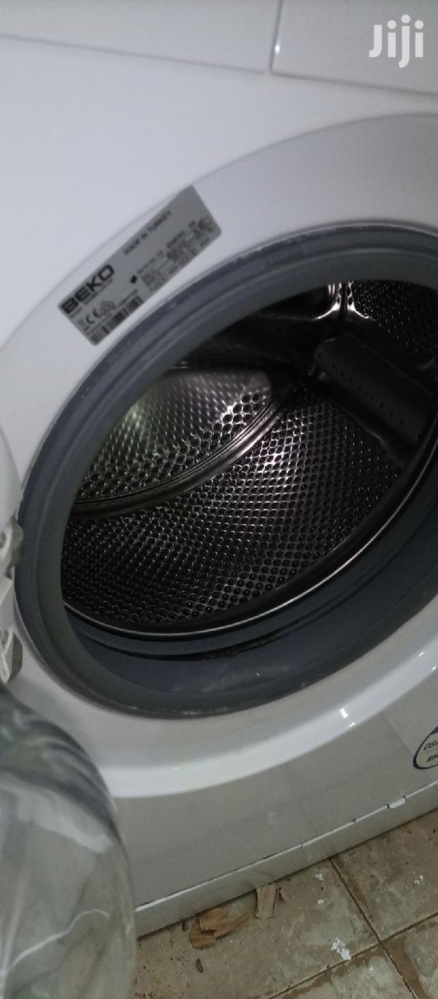 Washing Machine - thumbnail 3