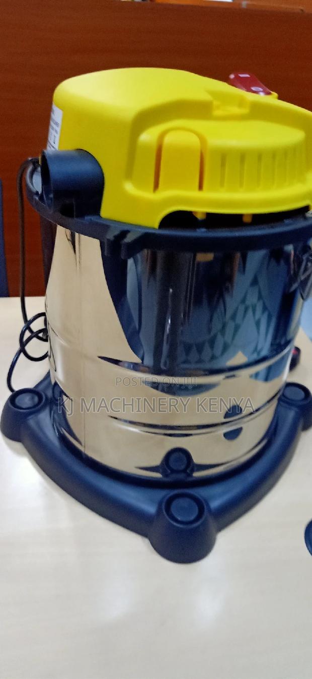 Wet Dry Vacuum Cleaner - thumbnail 2