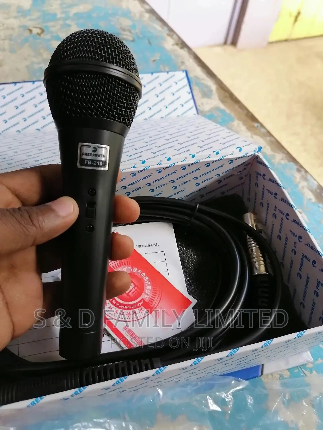 Freepower Wire Microphone