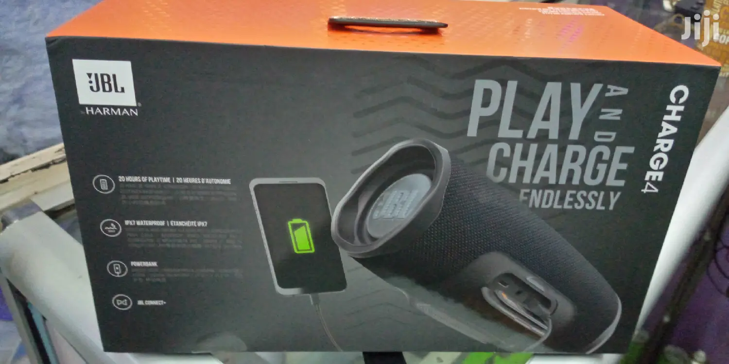 Jbl Harman Charge 4 Bluetooth Speaker.
