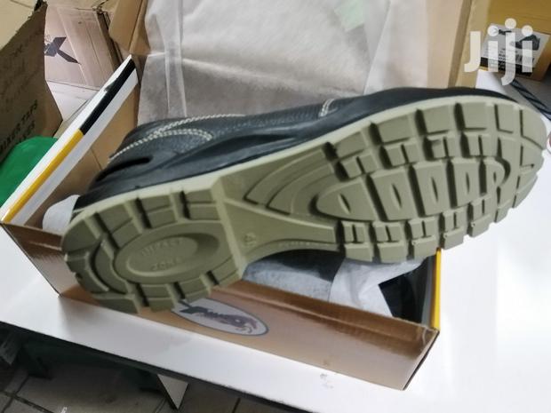 Safety Boots - main view