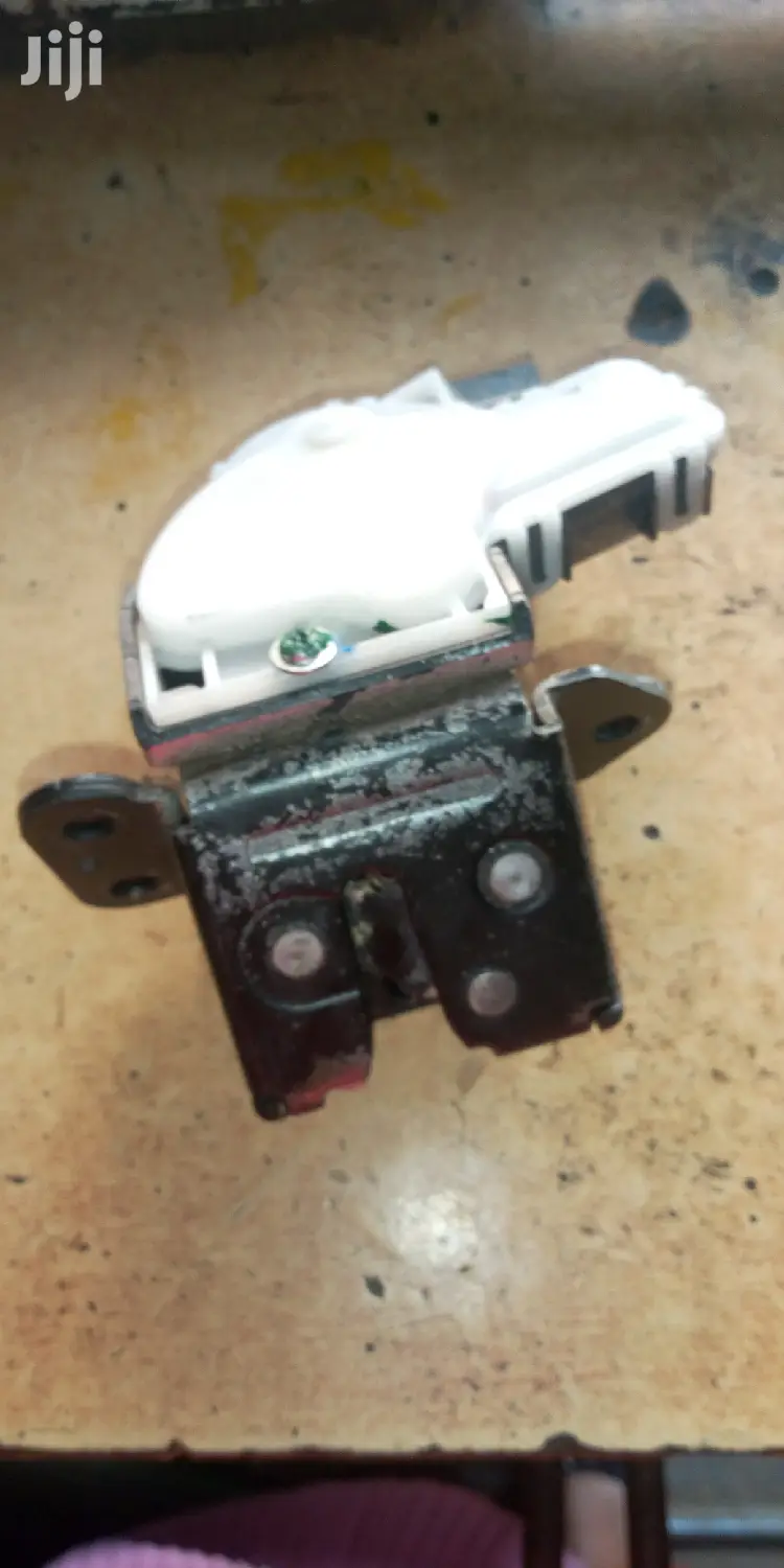 Ex Japan Boot Lock For Mazda Demio 2008 On Sale
