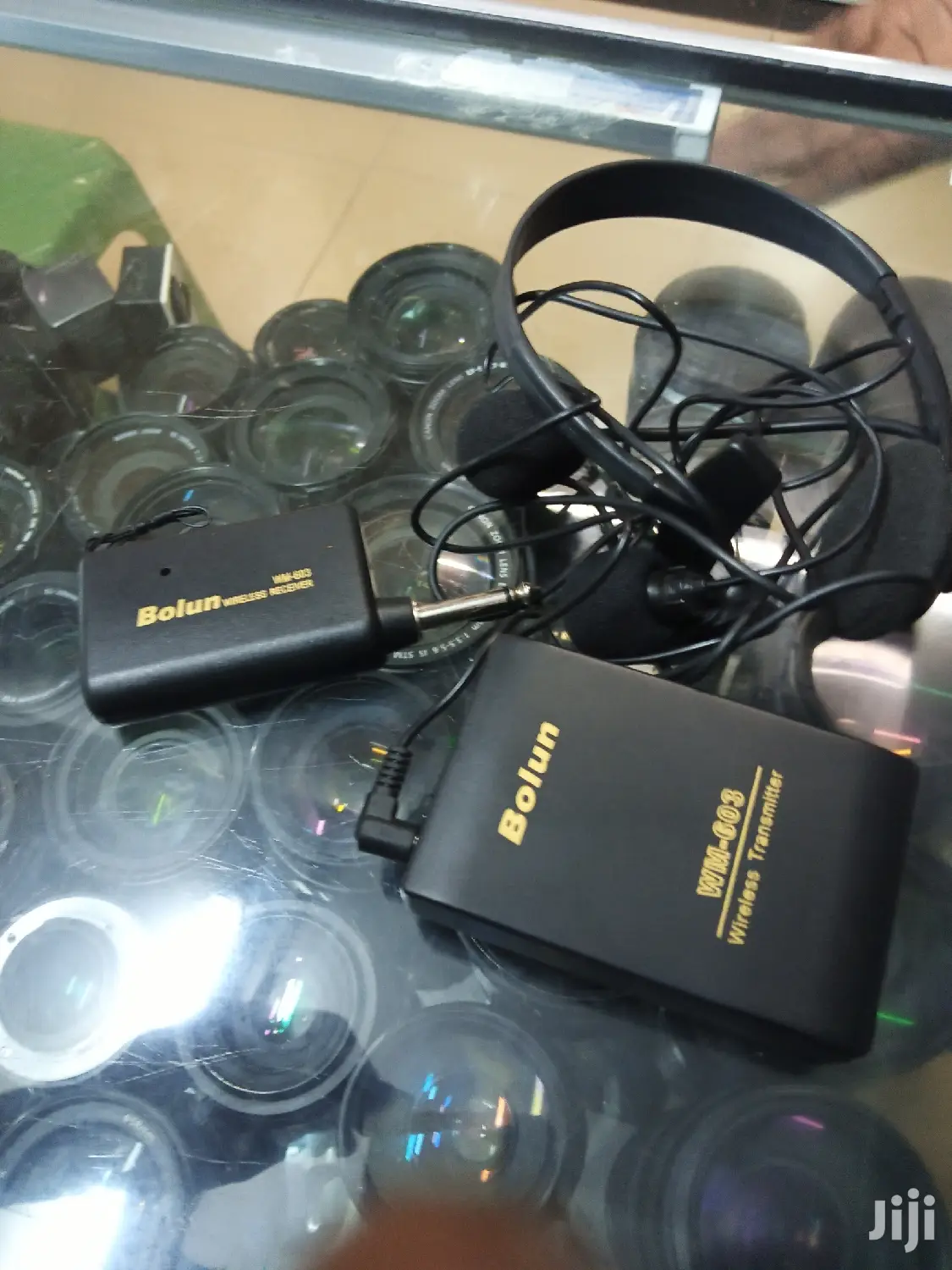 Pro Lapel Mic With Headphone