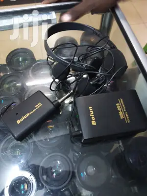 Pro Lapel Mic With Headphone