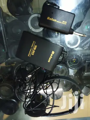 Pro Lapel Mic With Headphone