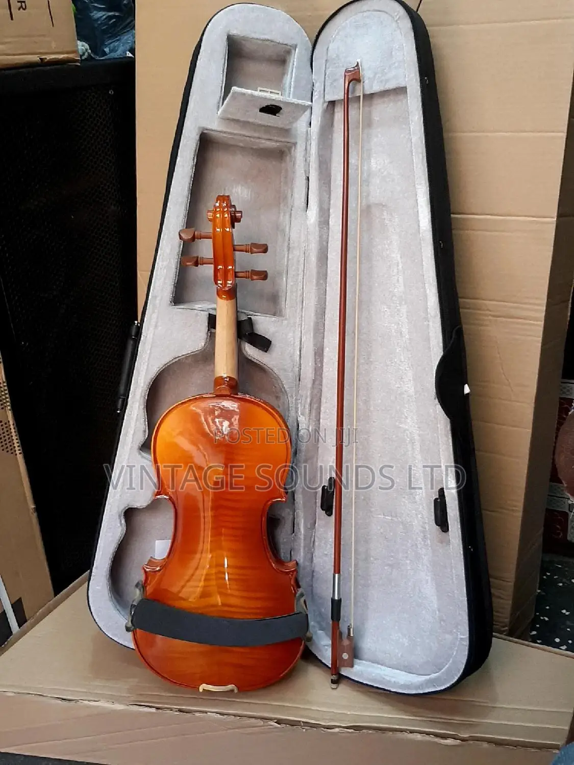 4/4 Solid Wooden Maple Leaf Violin