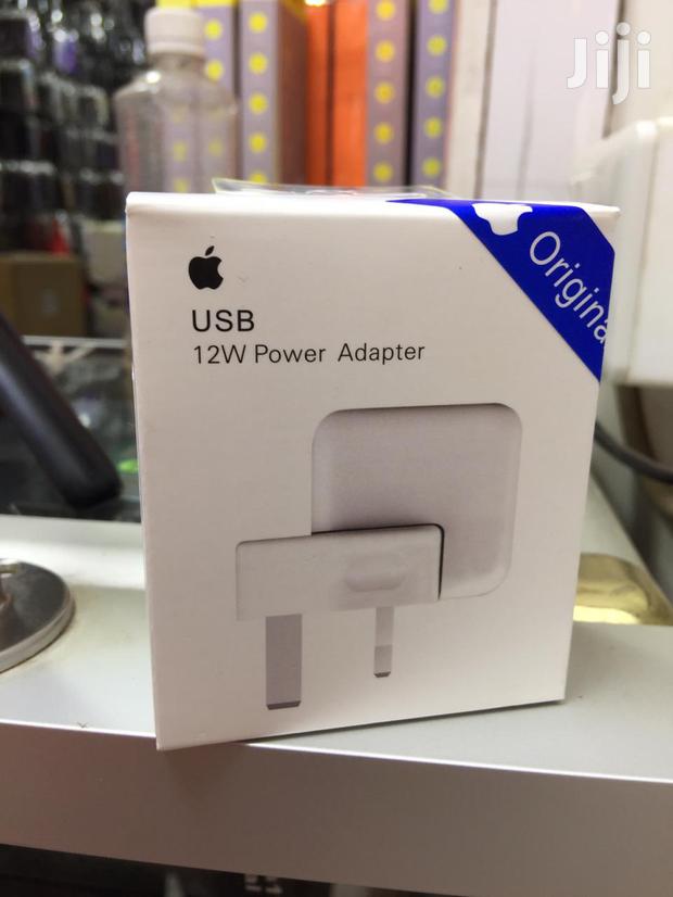 Adapter Charger - main view