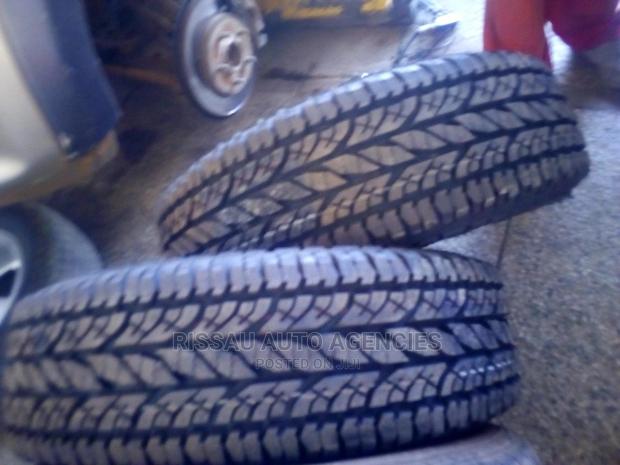 215/70 R 16 Yana