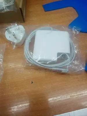 Apple Macbook Laptop Adaptor And Chargers