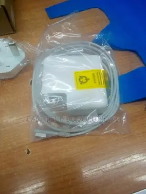 Apple Macbook Laptop Adaptor And Chargers