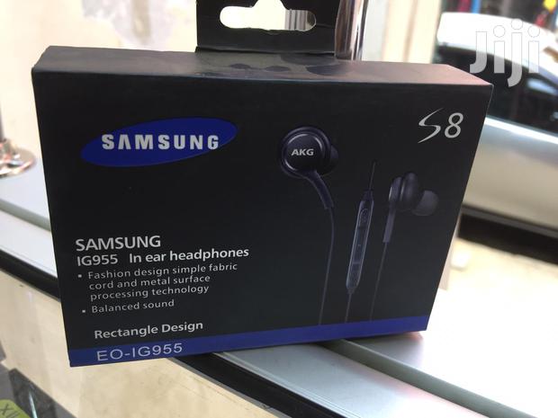 Samsung Original Earphones - main view