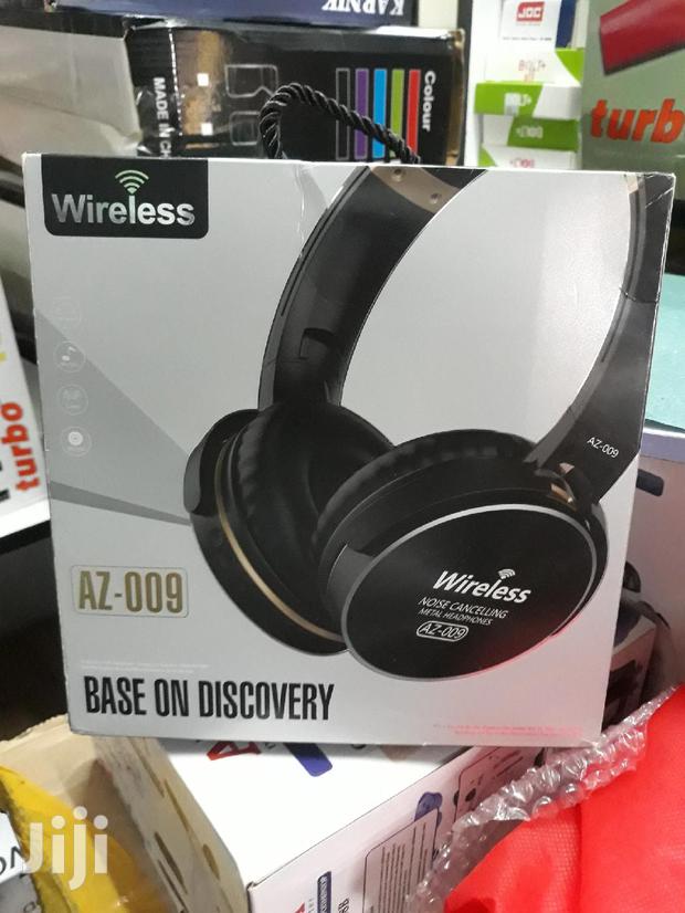 Wireless Sony Headphones - thumbnail 2