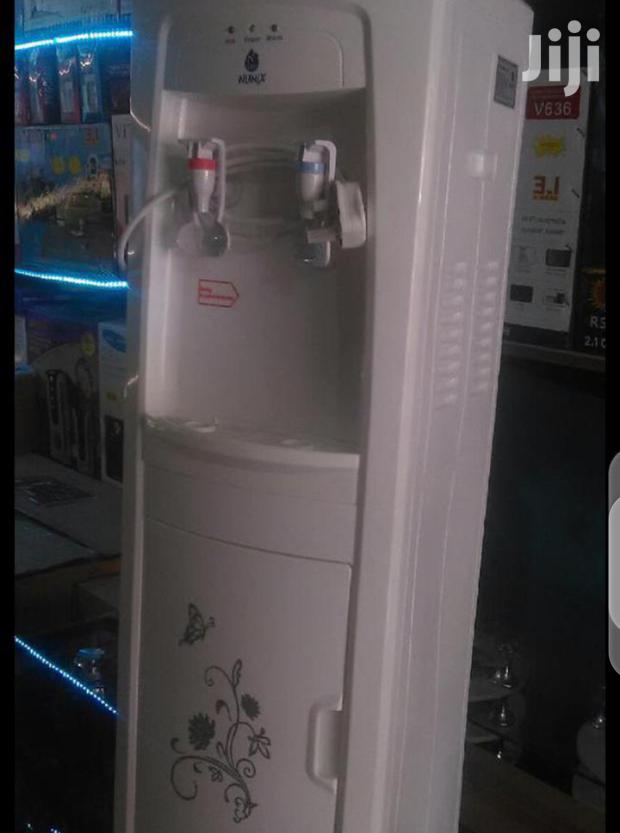 Modern Water Dispenser Hot And Cold