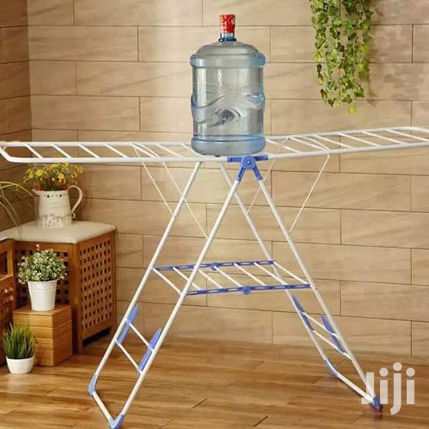 Outdoor Cloth Hanging Rack - thumbnail 2