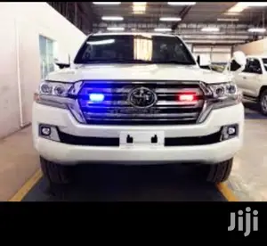 Landcruiser V8 Federal Lights Diplomatic