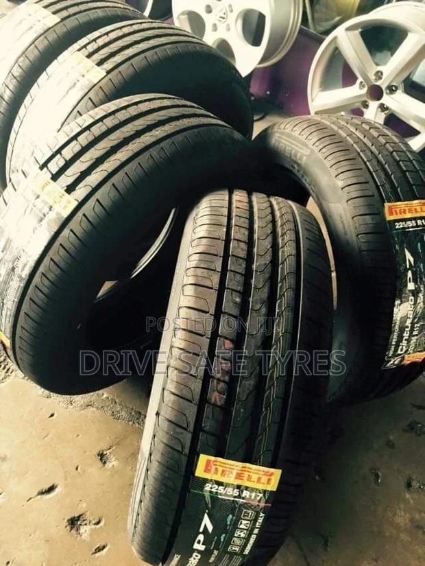 225/55 R17 Pirelli Scorpion Tyre
