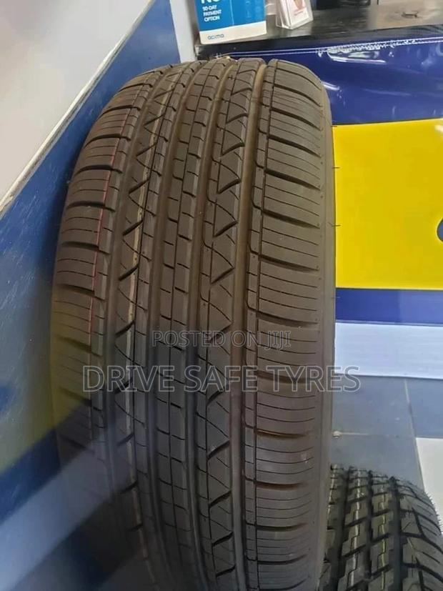 225/55 R17 Yokohama Tyre