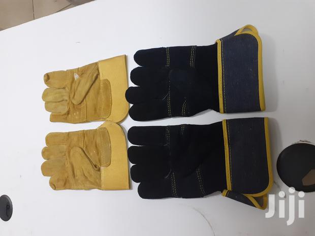 Safety Gloves - thumbnail 2