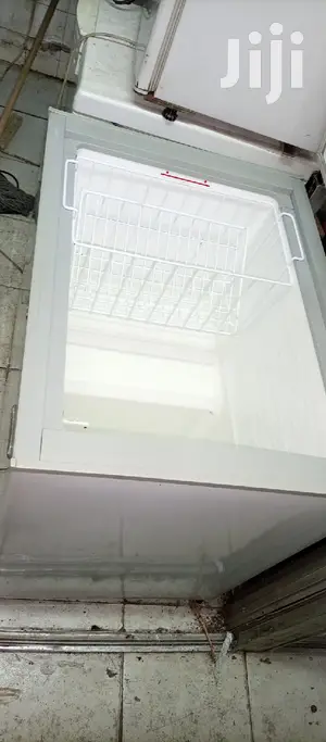 Chest Freezer 200L