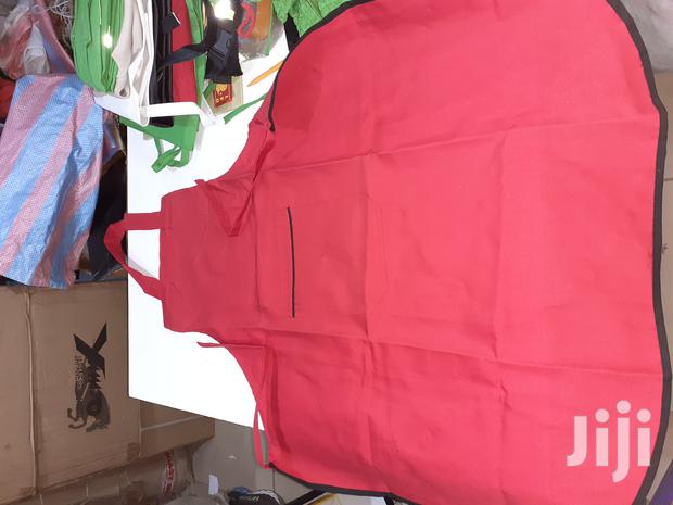 Kitchen Aprons - thumbnail 3