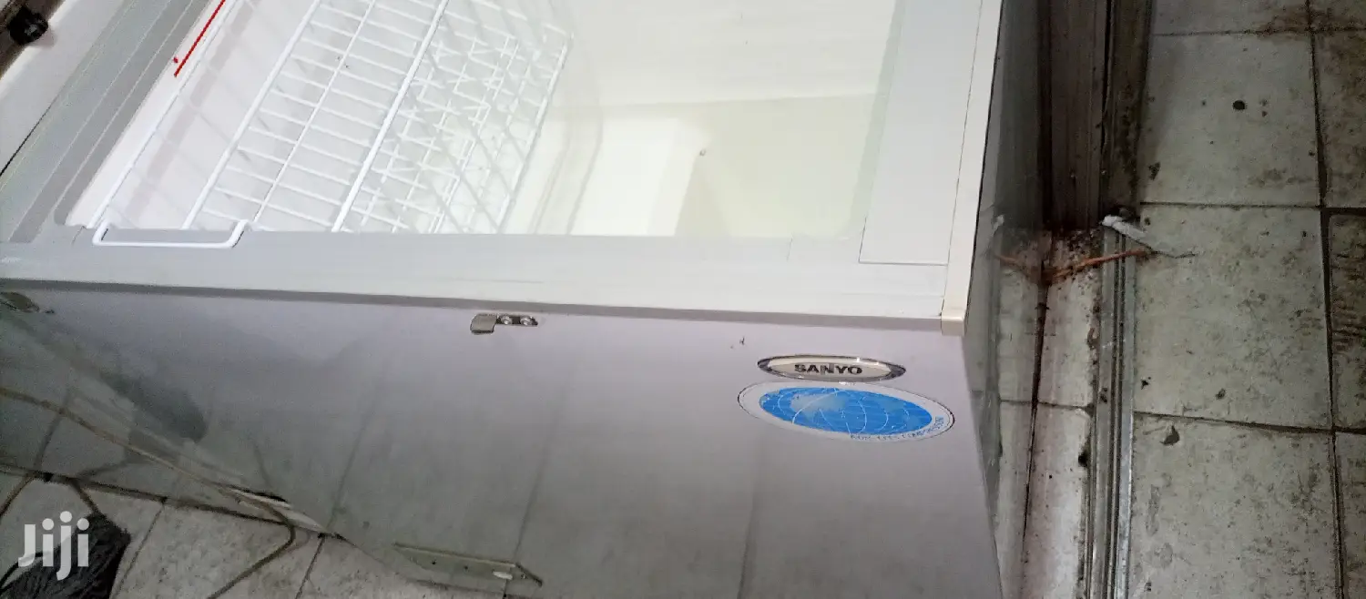 Chest Freezer 200L
