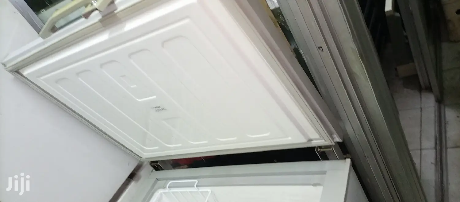 Chest Freezer 200L