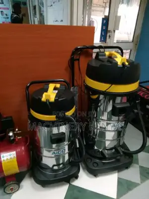 Wet and Dry Vacuum Cleaner